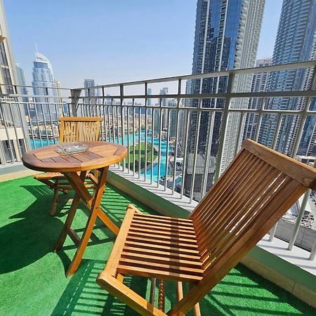 Trinity Holiday Homes - Standpoint Tower Downtown Dubaj Zewnętrze zdjęcie