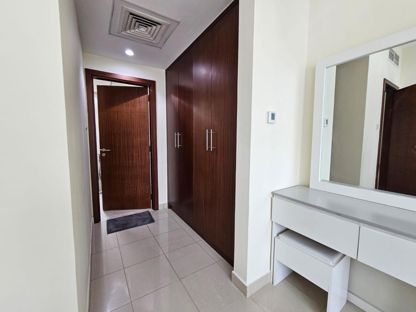 Trinity Holiday Homes - Standpoint Tower Downtown Dubaj Zewnętrze zdjęcie