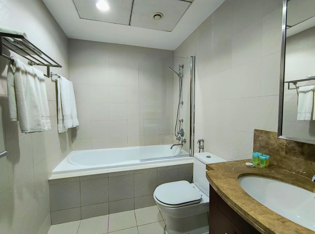 Trinity Holiday Homes - Standpoint Tower Downtown Dubaj Zewnętrze zdjęcie
