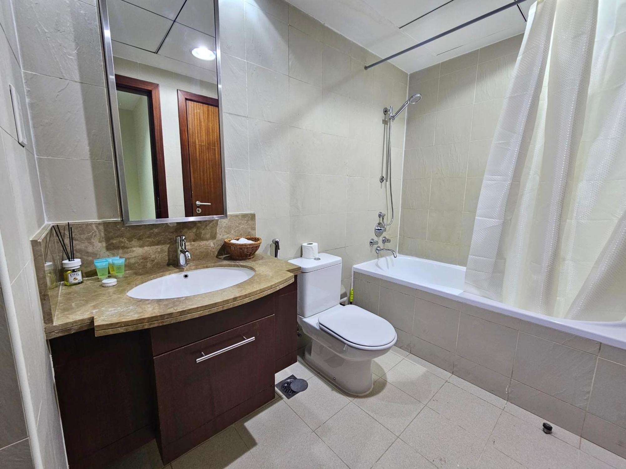 Trinity Holiday Homes - Standpoint Tower Downtown Dubaj Zewnętrze zdjęcie